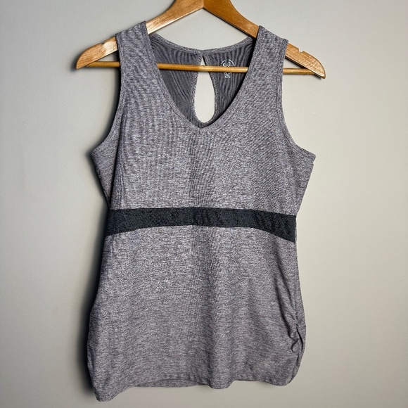 Tuff Athletics Women's Workout Athletic Tank Top Shelf Bra Gray XL Activewear - Picture 1 of 13